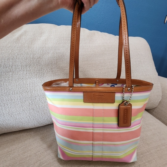 Like New Coach Hampton Pastel Striped Satchel Tote Bag Purse - Picture 7 of 13